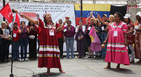Begeisterndes Kulturprogramm auf der Weltfrauenkonferenz in Venezuela