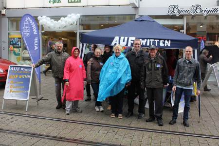Selbst schlechtes Wetter konnte nicht verhindern, dass AUF Witten einen gelungenen Wahlkampf hinlegte!