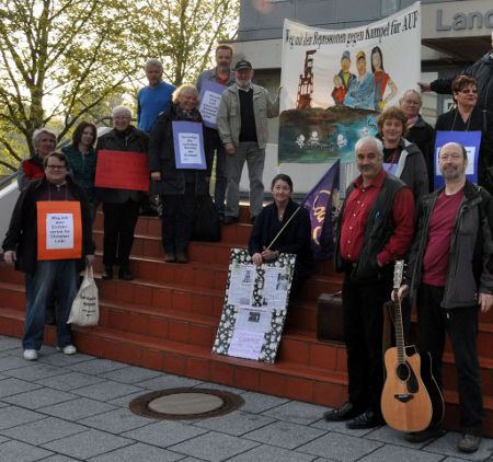 Die Kundgebung vor dem Landesgericht in Hamm zum Prozess von Christian Link. Es wurden über 145 Euro Spenden für die Prozesskosten gesammelt, was die große Solidarität zum Ausdruck bringt.